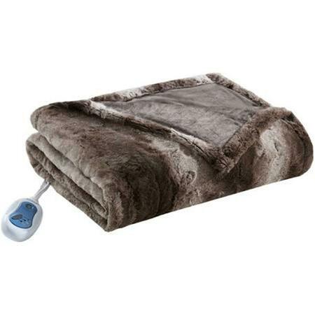 BEAUTYREST 50 x 70 in. Oversized Faux Fur Heated Throw, Chocolate BR54-0853
